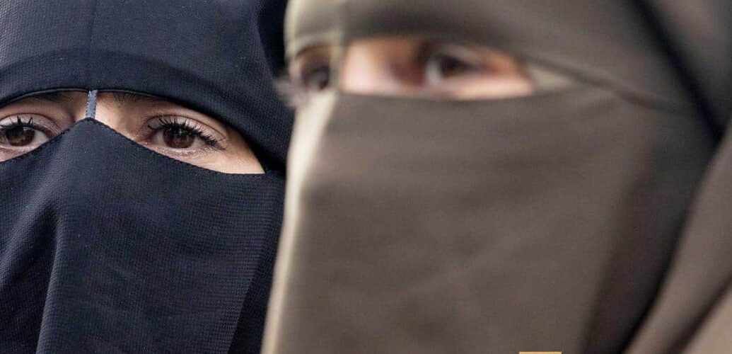 Percepcions de Catalunya 1 Últims Vídeos Més Vídeos Lombardia prohibeix el burca i el niqab en espais públics