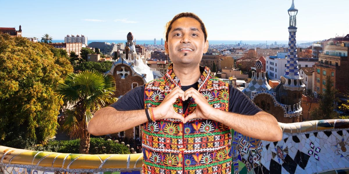 La UAB s'agenolla a l'islam: sales d'oració, imam i càtering per Ramadà 1 Uns 150 estudiants de la UAB resen a les aules i fan un àpat de 10.000€ finançat amb diners públics a través de l'Institut Català per la Pau. llati simbol cor amb barcelona darrera. Vot llatí.