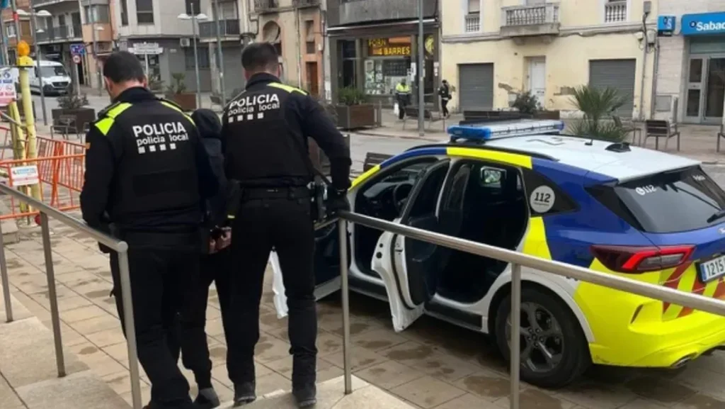 Tres argelinos detenidos por okupar en Santa Margarida y los Monjes