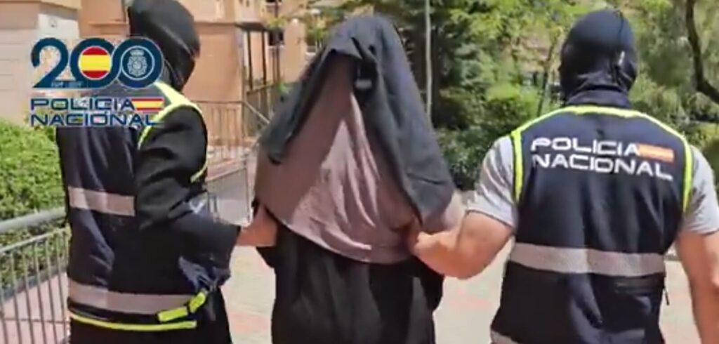 Tancada a Madrid una "acadèmia de la gihad" per a dones dirigida per dones