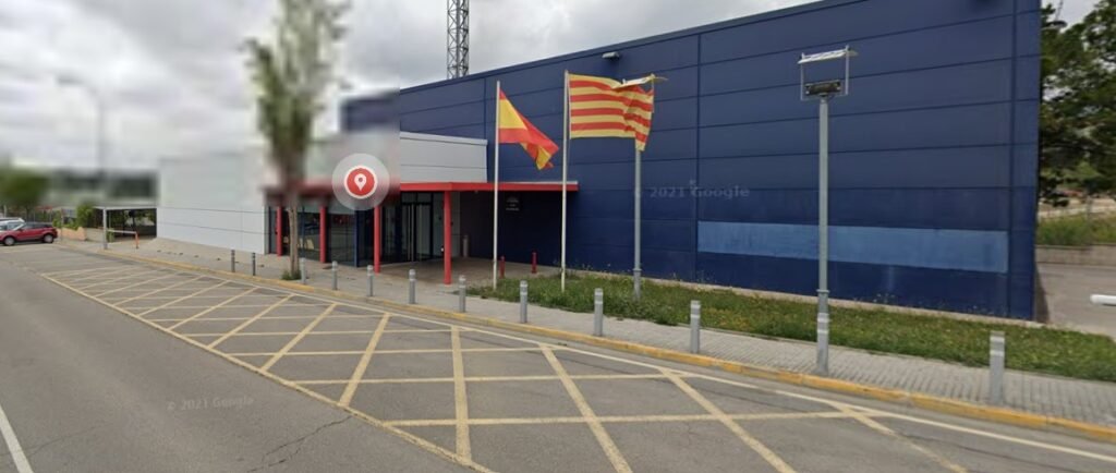 250 africanos intentan asaltar la comisaría de Caldes de Montbui