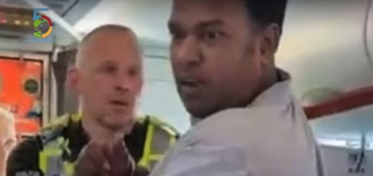 Terror en un vol d'EasyJet a Escòcia per crits de "Al·là Akbar" i "avui morirem tots"