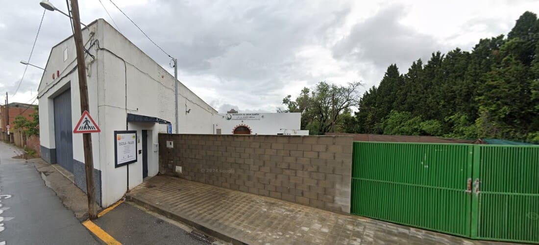 Detenido el imán la mezquita En el Imam Wash de Figueres por maltratar a los niños en las clases de religión