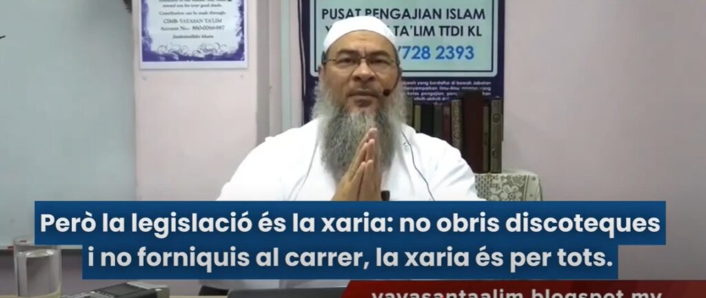Imam avisa que d'aquí 40 o 50 anys ens donaran dues opcions 4 Assim al Hakeem explica el significat de yihad "que tothom amaga". És la "yihad de persecució" que es podrà fer d'aquí 40 o 50 anys. Els infidels tindran dues opcions. Imam avisa que d'aquí 40 o 50 anys ens donaran dues opcions