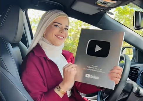 Tensión en la Universidad de Lyon 2: estudiantes bloquean el campus por la prohibición de un iftar 5 Los estudiantes habían ocupado la sala días antes para celebrar el Ramadán. Los sindicatos de estudiantes están enfrentados. Influencer religiosa musulmana deja a Dinamarca porque la escuela respeta la diversidad sexual