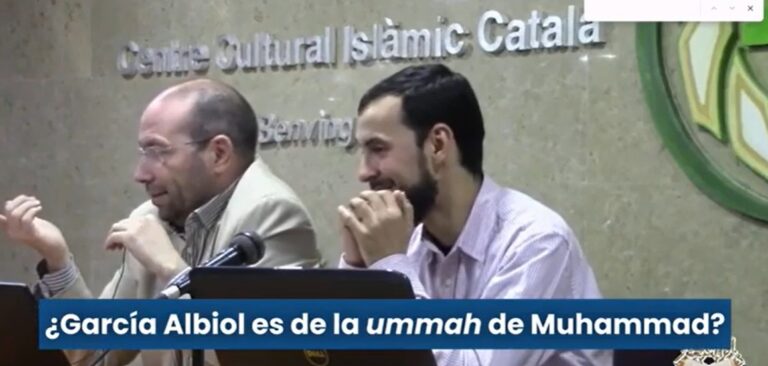 Tensión en la Universidad de Lyon 2: estudiantes bloquean el campus por la prohibición de un iftar 4 Los estudiantes habían ocupado la sala días antes para celebrar el Ramadán. Los sindicatos de estudiantes están enfrentados. Imam del congreso del islam catalán cree que "Albiol es de la ummah de Muhammad"“