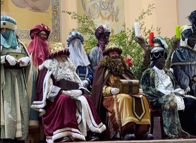 Los Reyes Magos de Guissona no saludan al Niño Jesús por la inclusión de los musulmanes