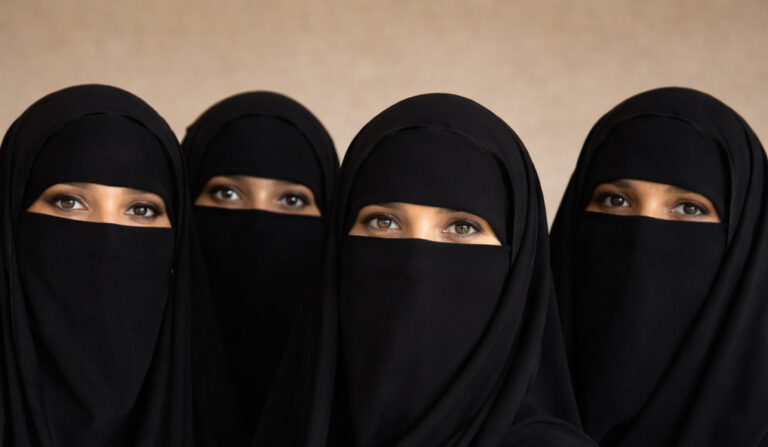 Percepcions de Catalunya 25 Últims Vídeos Més Vídeos La UE inverteix 1,6 milions d’euros per estudiar la bellesa dels cabells de les dones musulmanes