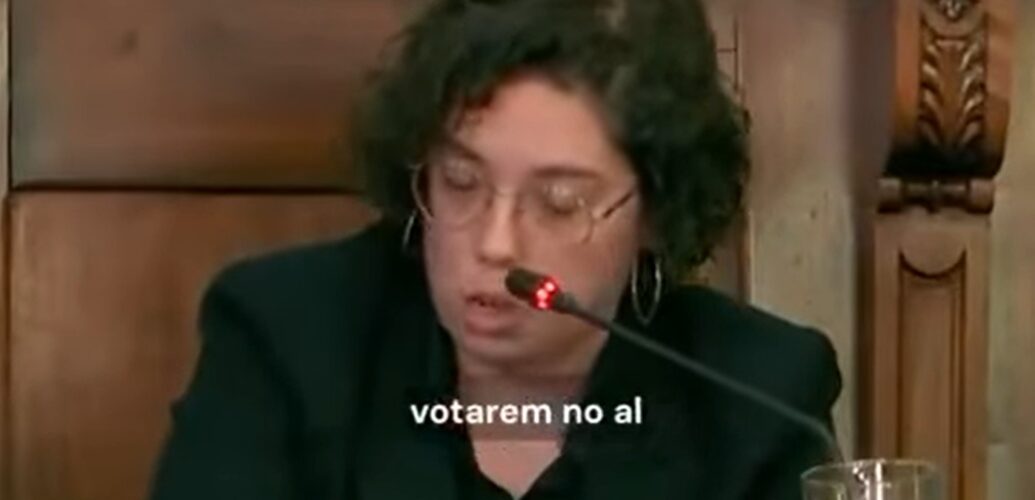 Junts vota a favor del burka a Barcelona perquè "això s'ha de fer a Madrid"