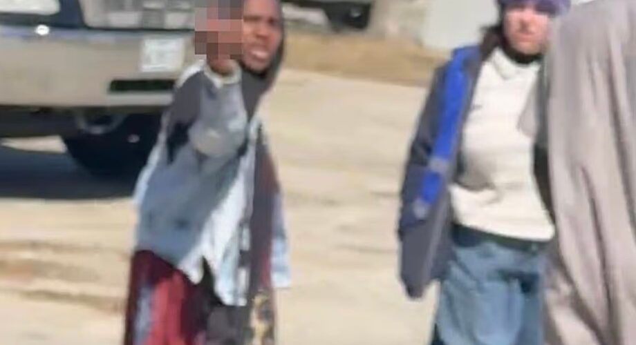 Percepcions de Catalunya 1 Últimos Vídeos Más Vídeos Una mezquita dice que la grúa municipal es de extrema derecha porque se lleva a los coches de los fieles