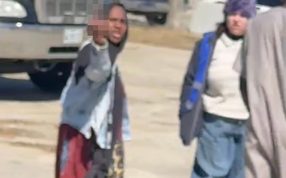 Percepcions d'Estats Units 1 Una mesquita diu que la grua municipal és d'extrema dreta perquè s'emporta els cotxes dels fidels