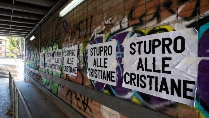 Apareixen cartells amb el missatge "violeu les cristianes" a Itàlia