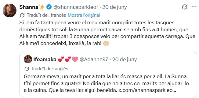 Un grup de dones difon imatges dels seus marits amb burka i la broma enfada els musulmans